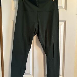 Lululemon Wunder Under Leggings in Dark Green